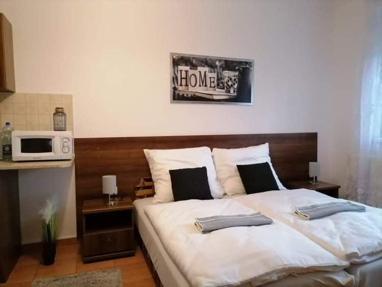 Aqua Oazis Apartman ハイデゥソボスロー エクステリア 写真